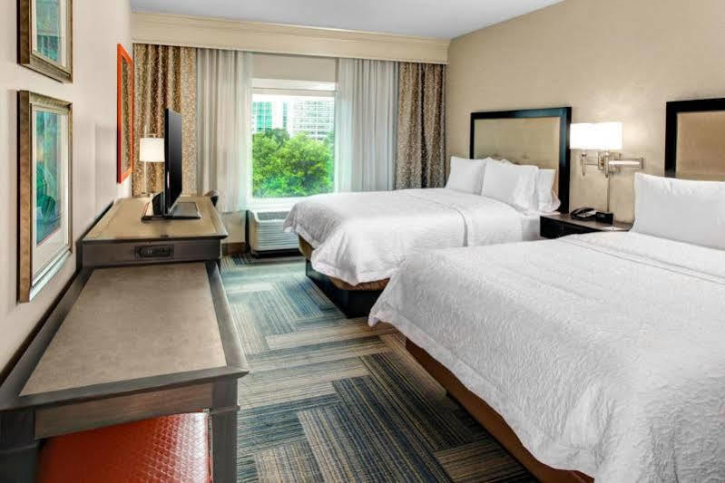 Hampton Inn & Suites By Hilton Atlanta Perimeter 邓伍迪 外观 照片