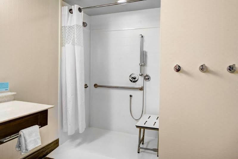 Hampton Inn & Suites By Hilton Atlanta Perimeter 邓伍迪 外观 照片